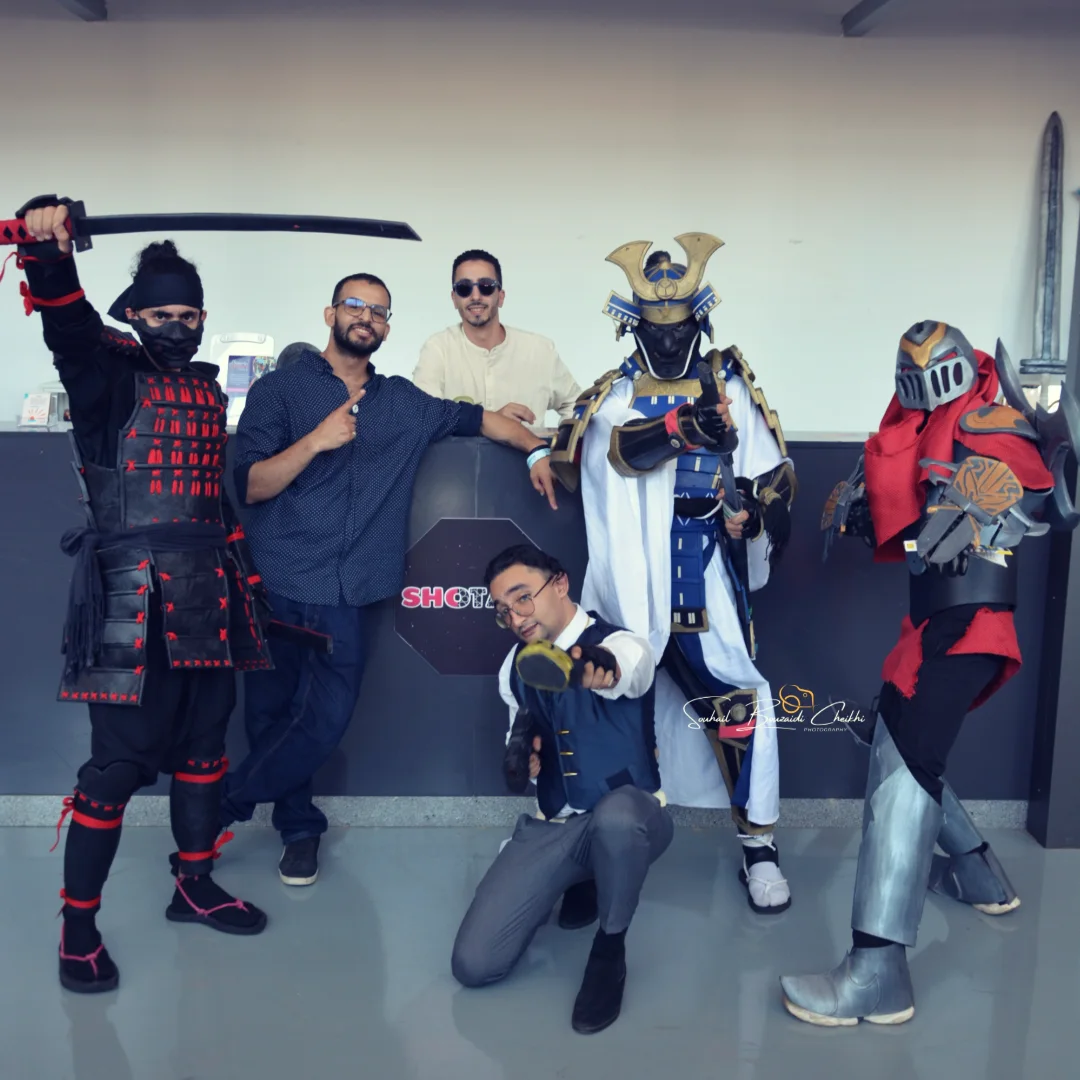 Equipe Shotaku no estande da MGE